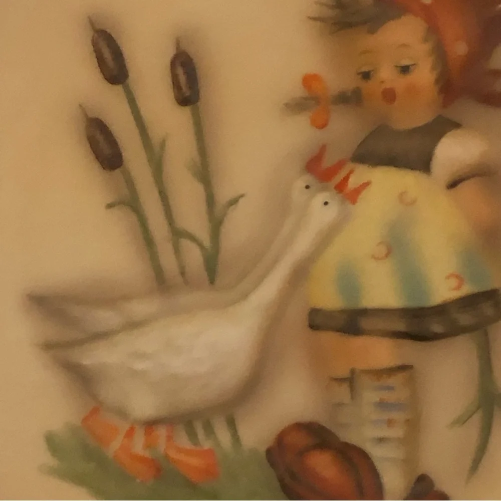 Goebel Hummel 1974 Decorative Plate Girl with Geese Porcelain Bas Relief - Picture 9 of 15